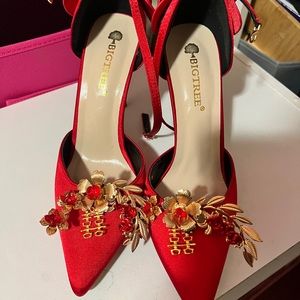 Chinese wedding shoes